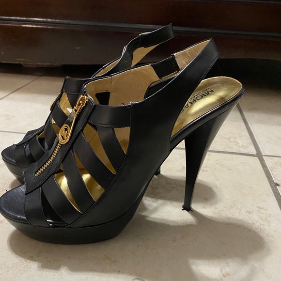 Michael kors size 9 heels - Picture 1 of 6